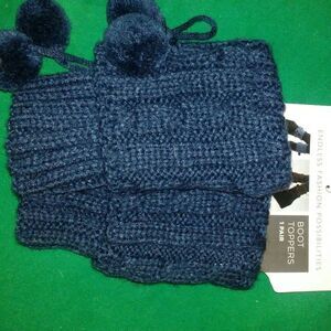 NWT Every wear boot toppers with pom poms